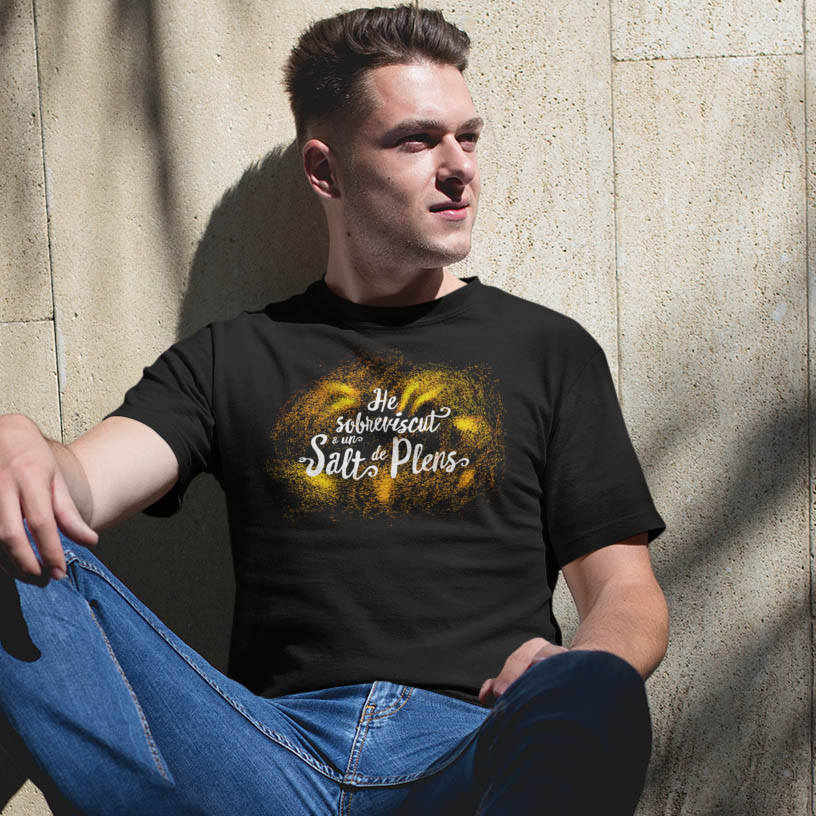 He sobreviscut a un salt de plens